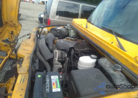 2003 Hummer H2 из США, поврежденный, VIN 5GRGN23U23H104441